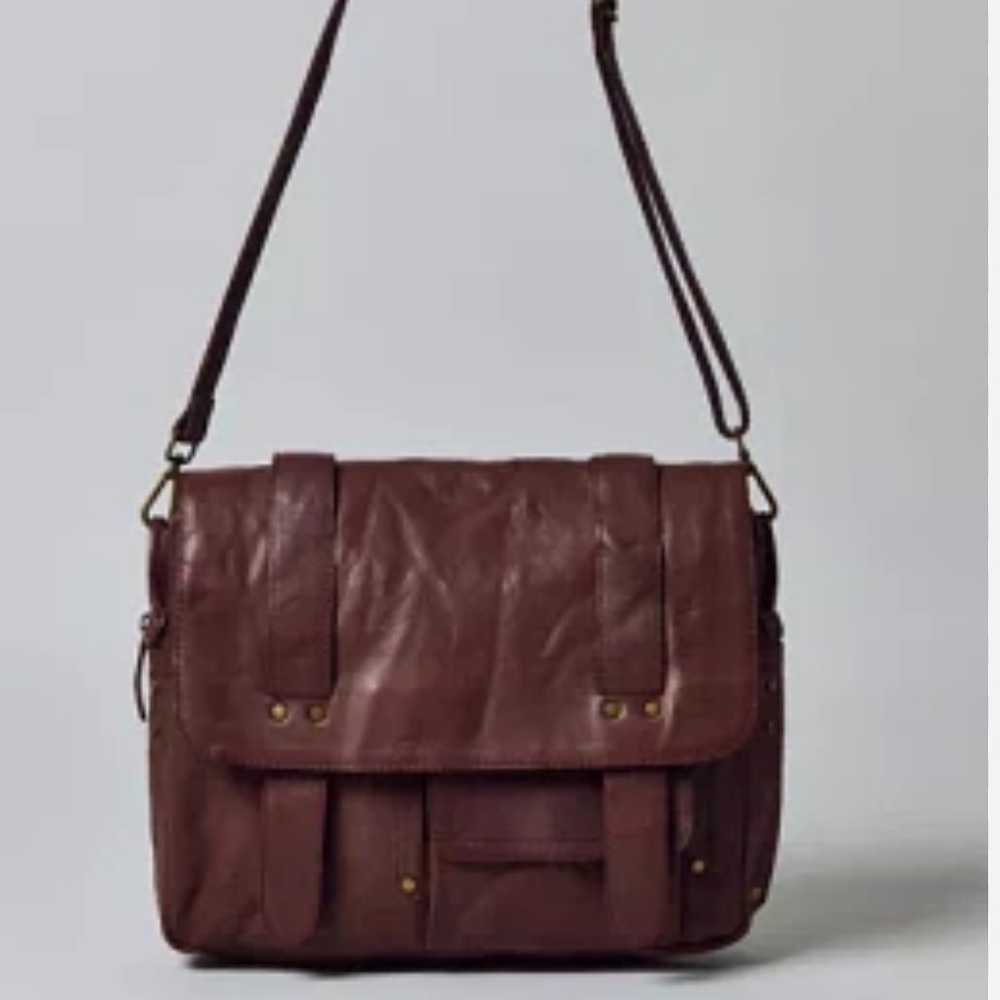BDG Urban Outfitters Italian Genuine Leather Brown Messenger Crossbody Bag